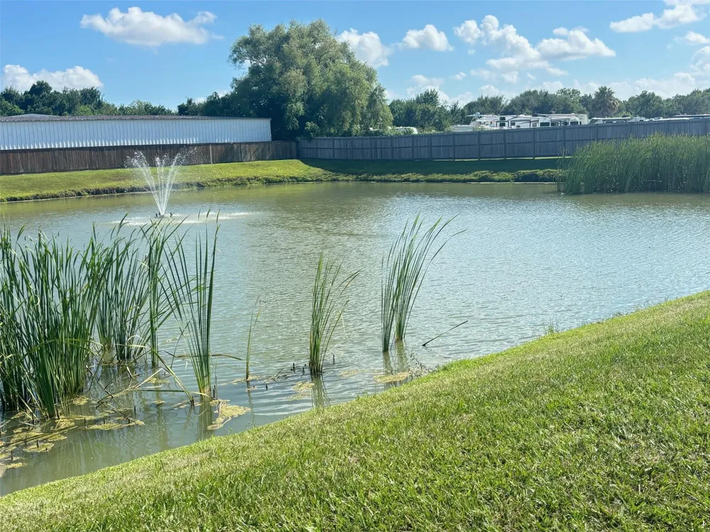 1911 Kemah Village Drive Kemah, TX 77565