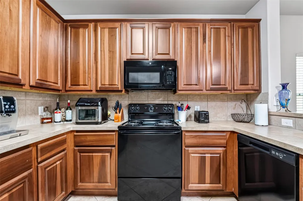 1911 Kemah Village Drive Kemah, TX 77565