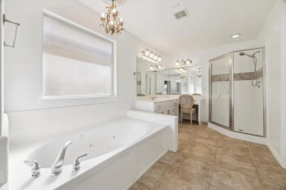 5242 Eigel Street Houston, TX 77007