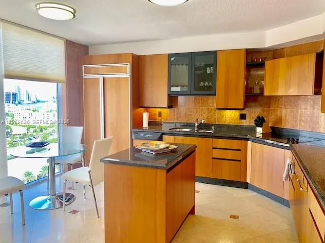 17555 Collins Ave #1503 Sunny Isles Beach, FL 33160