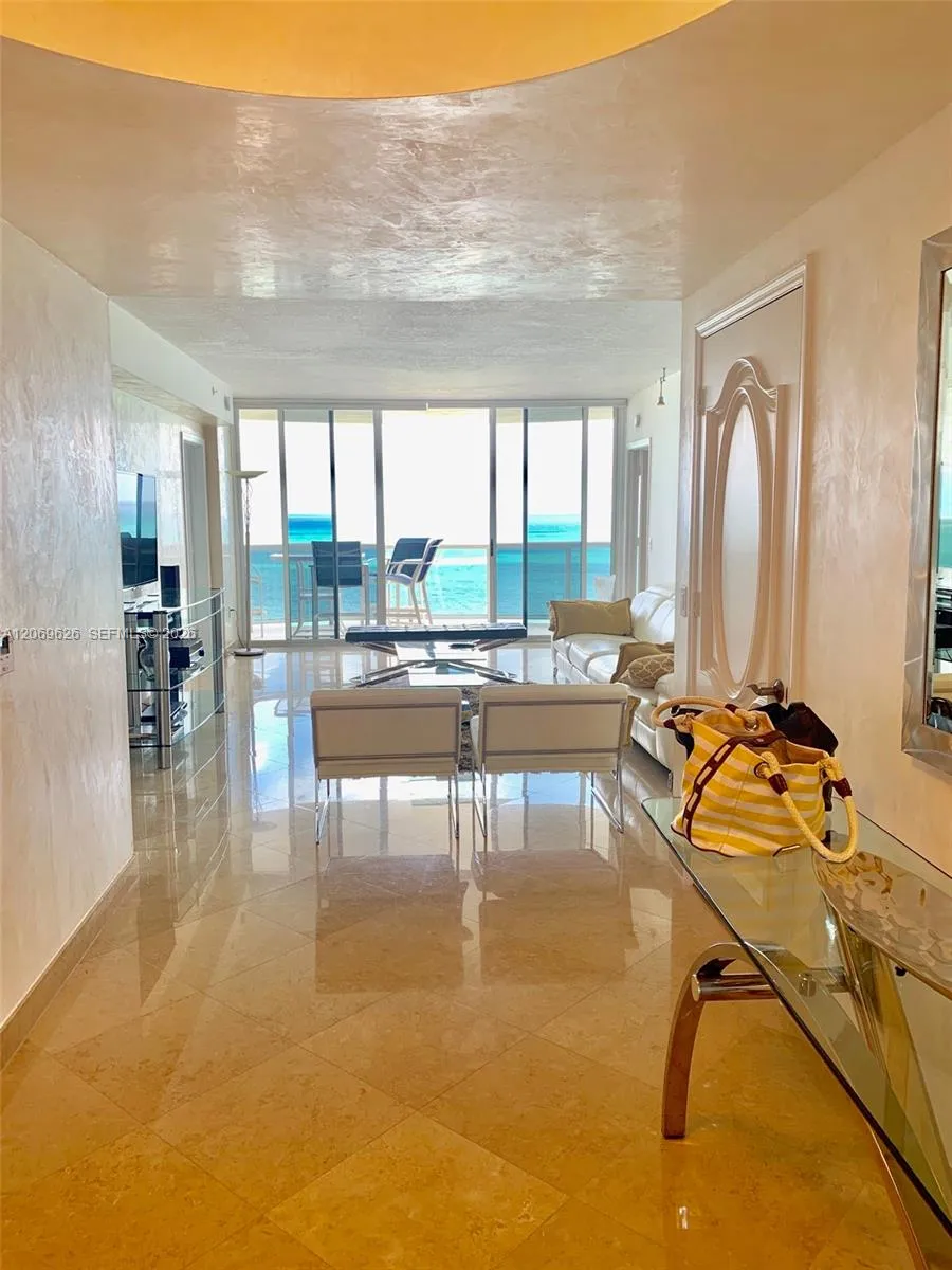 17555 Collins Ave #1503 Sunny Isles Beach, FL 33160