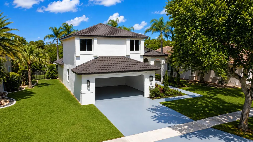 261 SW 178th Way Pembroke Pines, FL 33029