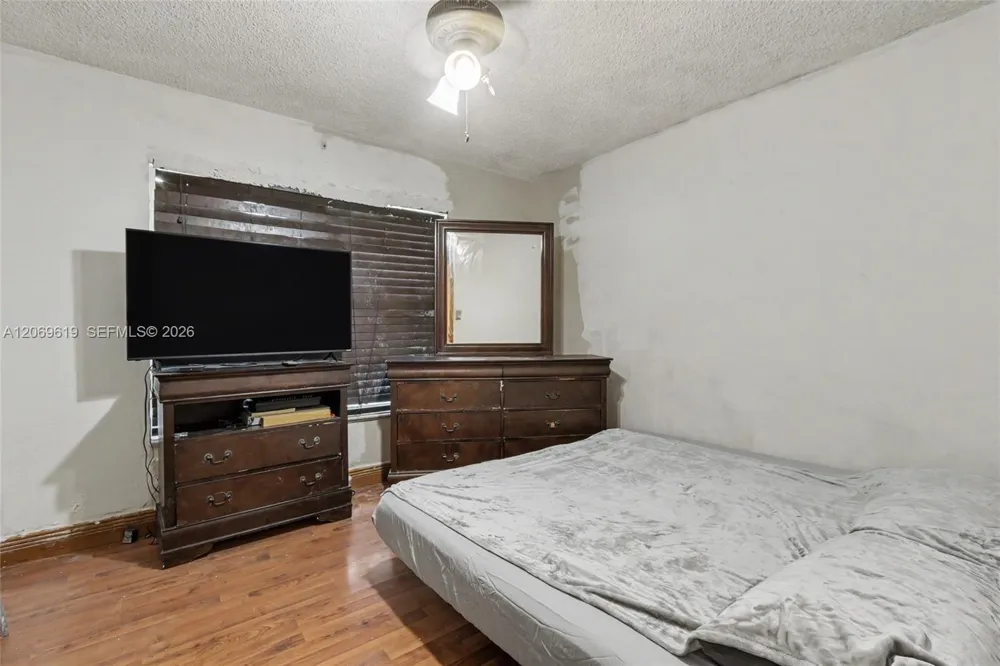 5510 S Lakewood Cir S #A Margate, FL 33063