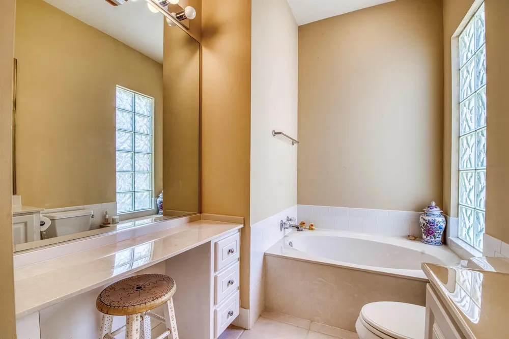 8907 Oldham Way Palm Beach Gardens, FL 33412