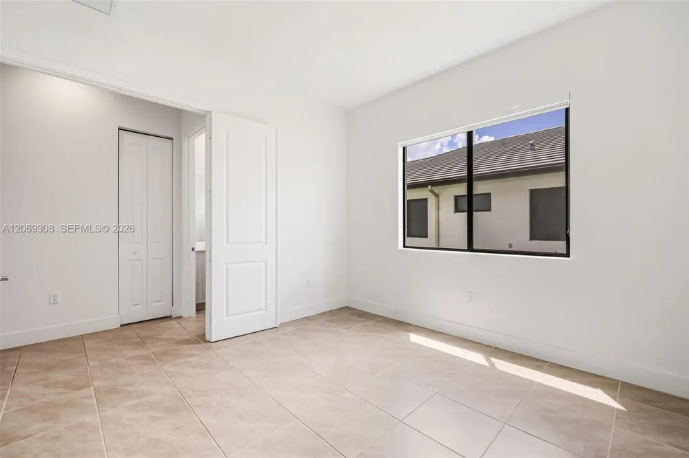 5206 Karlia Dr Ave Maria, FL 34142