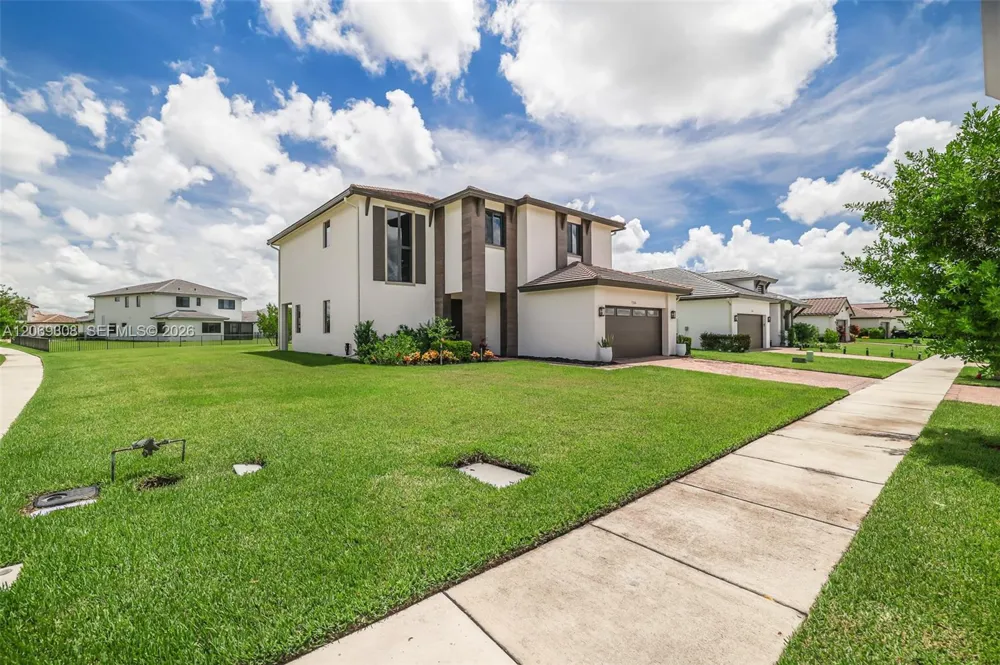 5206 Karlia Dr Ave Maria, FL 34142