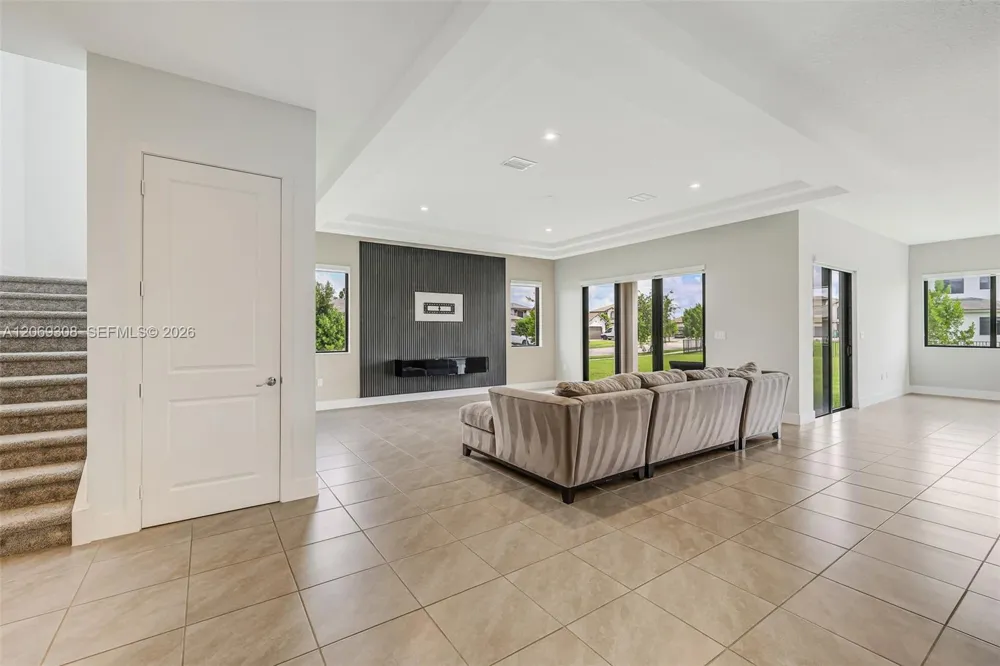 5206 Karlia Dr Ave Maria, FL 34142
