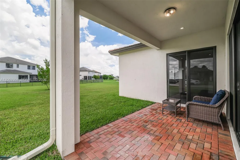 5206 Karlia Dr Ave Maria, FL 34142
