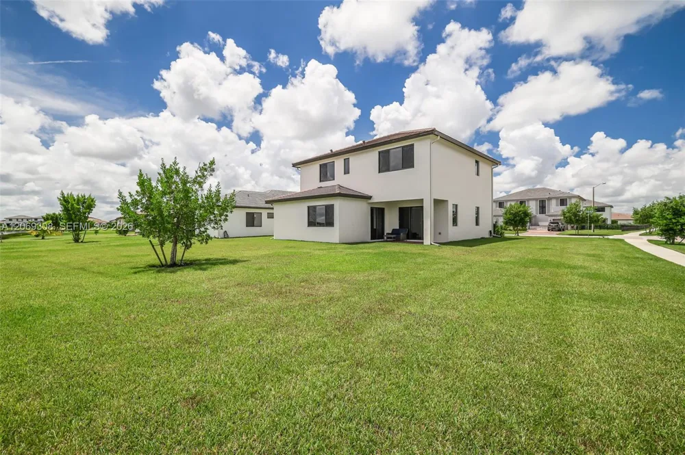 5206 Karlia Dr Ave Maria, FL 34142