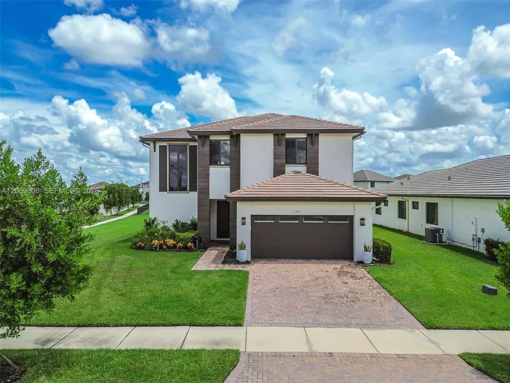 5206 Karlia Dr Ave Maria, FL 34142