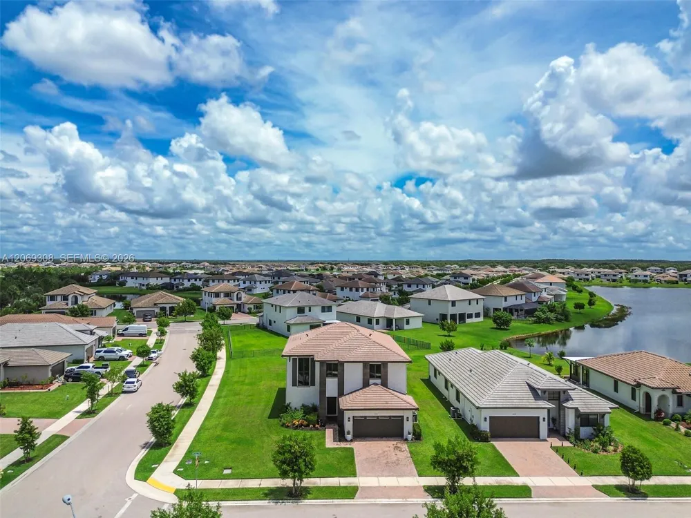 5206 Karlia Dr Ave Maria, FL 34142