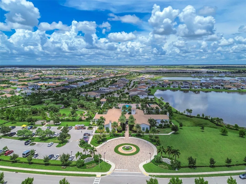 5206 Karlia Dr Ave Maria, FL 34142