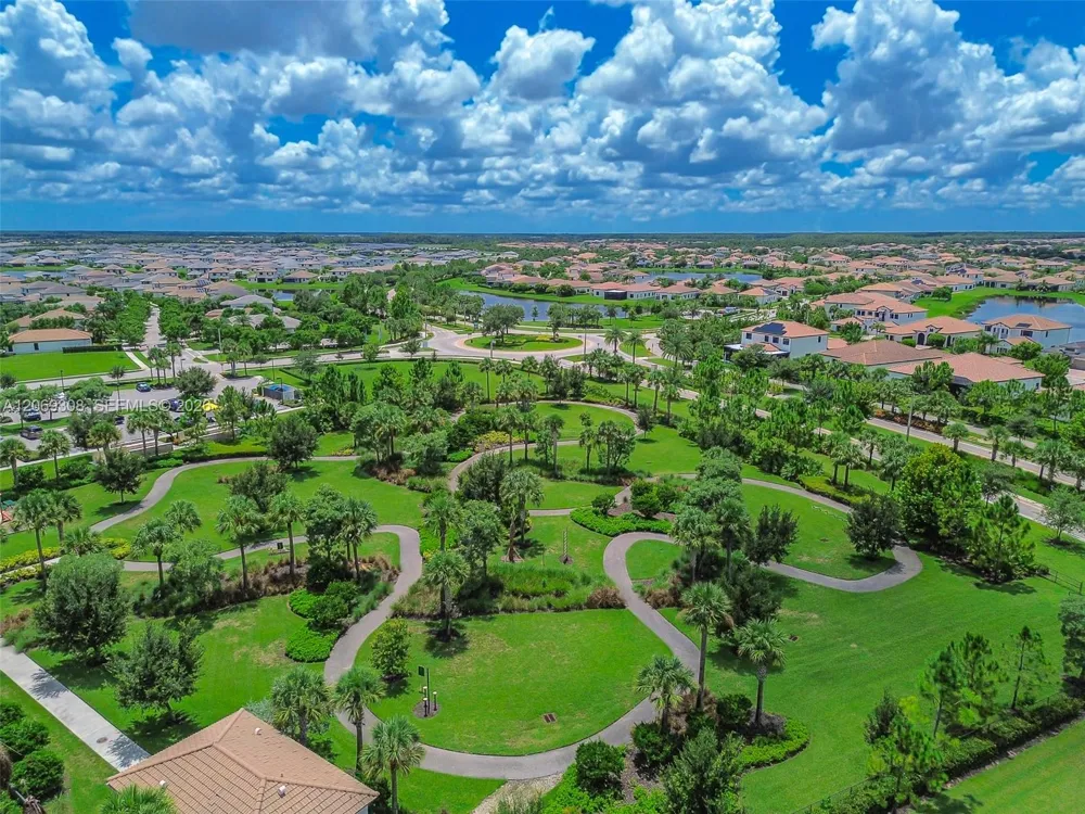5206 Karlia Dr Ave Maria, FL 34142