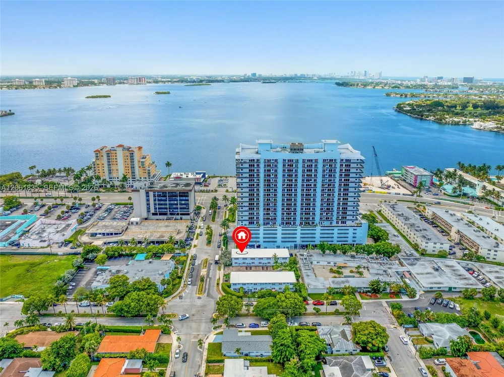 7801 HISPANOLA AV #4 North Bay Village, FL 33141