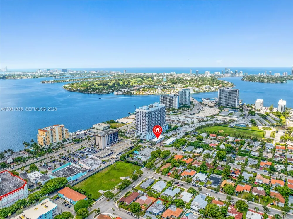7801 HISPANOLA AV #4 North Bay Village, FL 33141