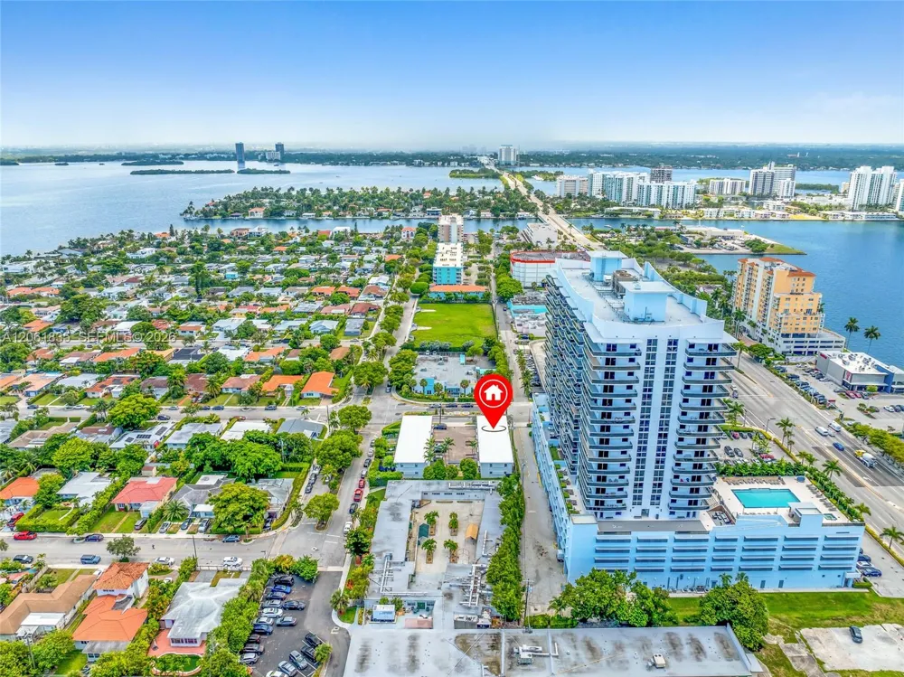 7801 HISPANOLA AV #4 North Bay Village, FL 33141