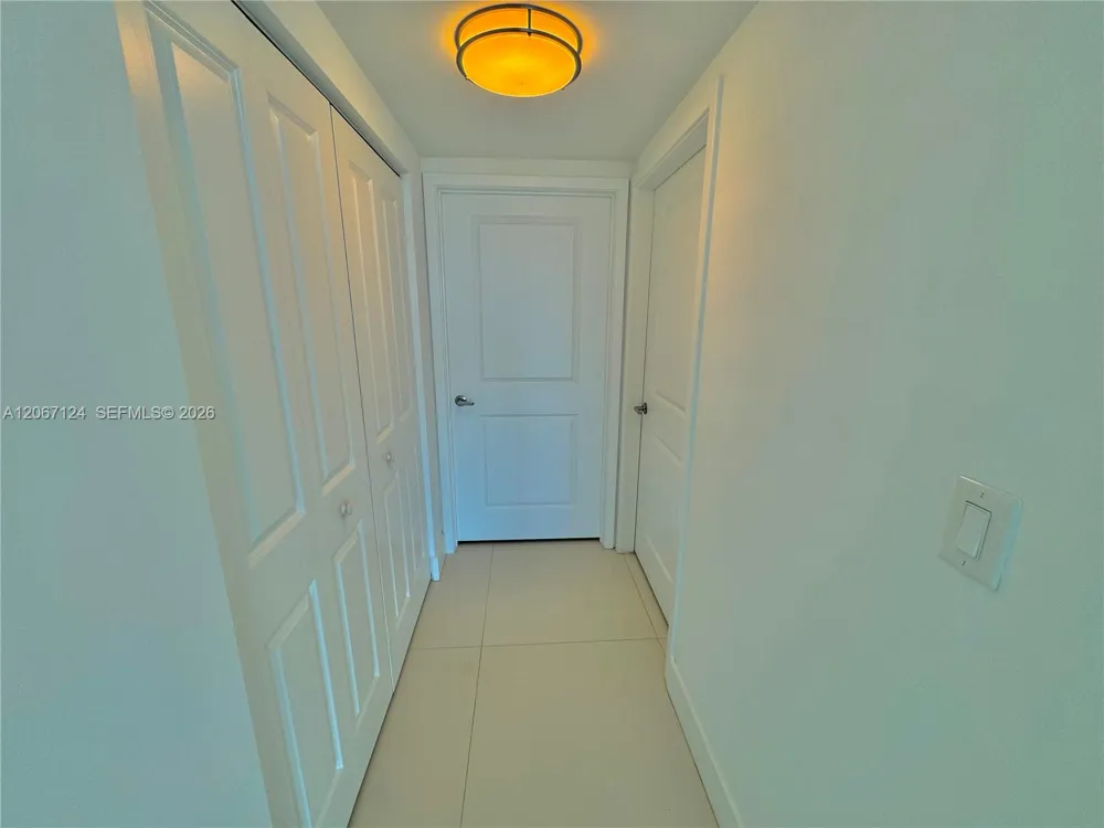 400 Sunny Isles Blvd #1221 Sunny Isles Beach, FL 33160
