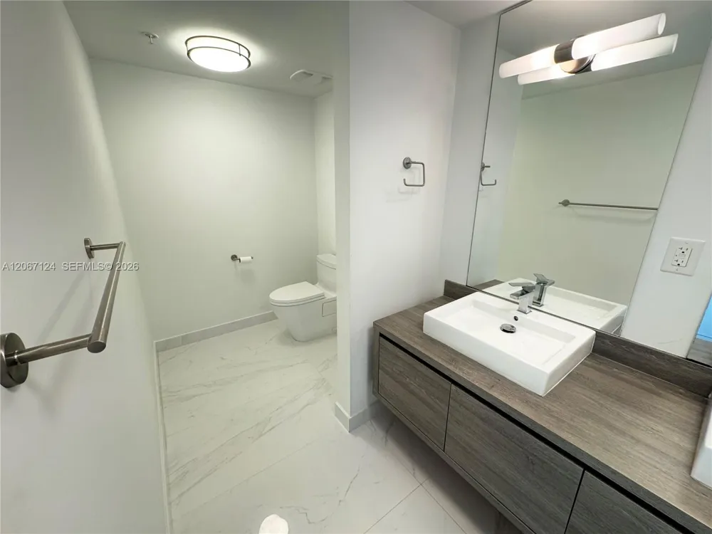 400 Sunny Isles Blvd #1221 Sunny Isles Beach, FL 33160