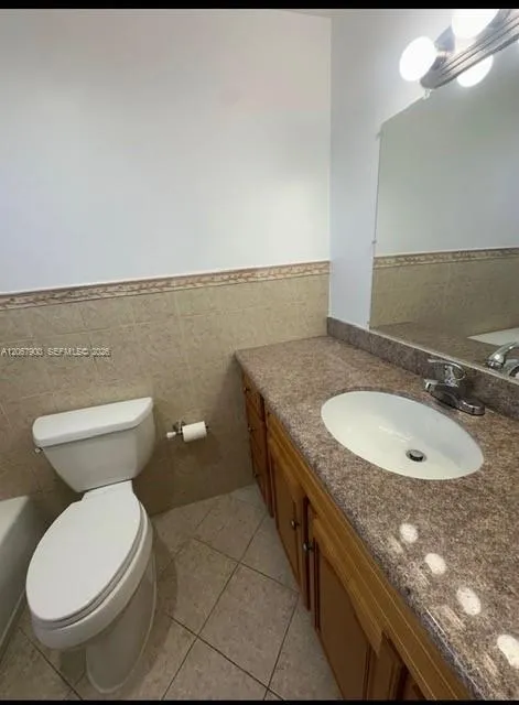 1165 98 #403 Bay Harbor Islands, FL 33154