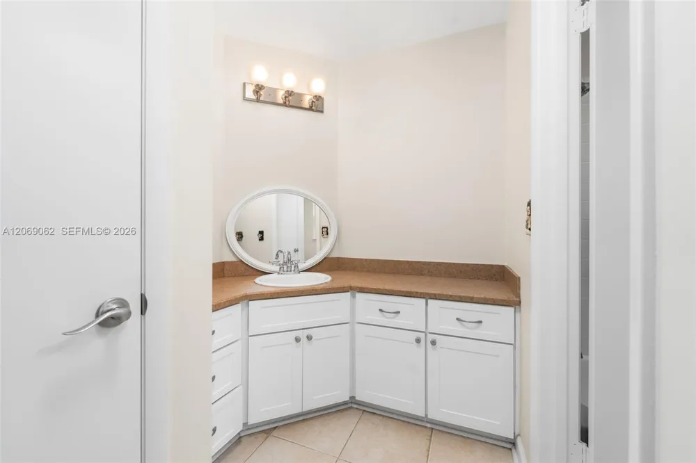 8593 NW 41st Terr Gainesville, FL 32653