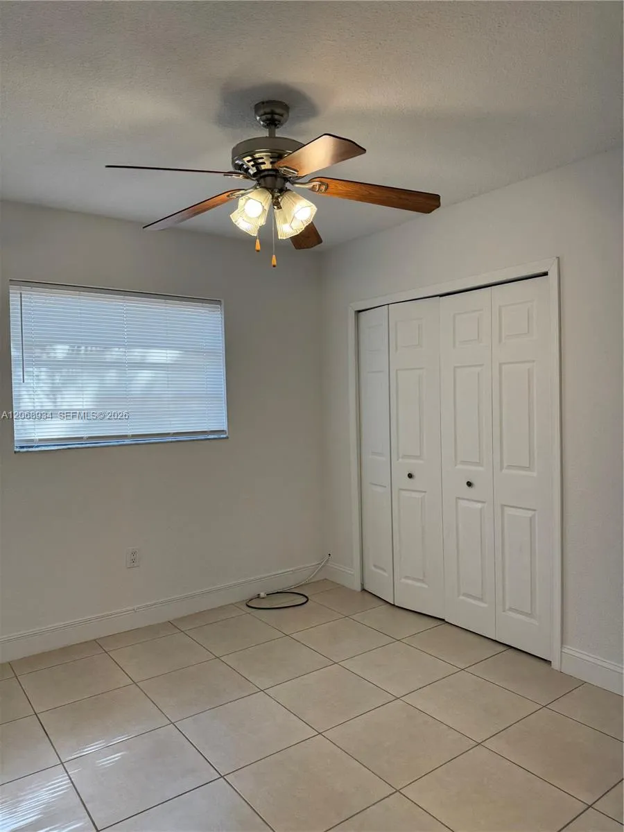 12135 SW 182nd Ter Miami, FL 33177