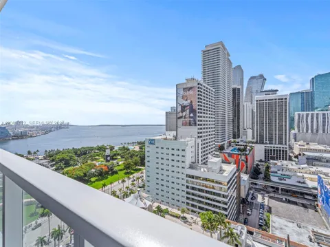 244 Biscayne Blvd #2109