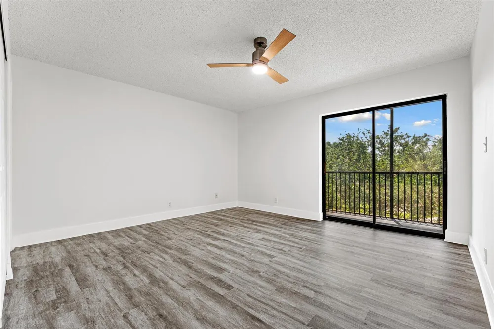 200 Jacaranda Country Club Drive #3c Plantation, FL 33324