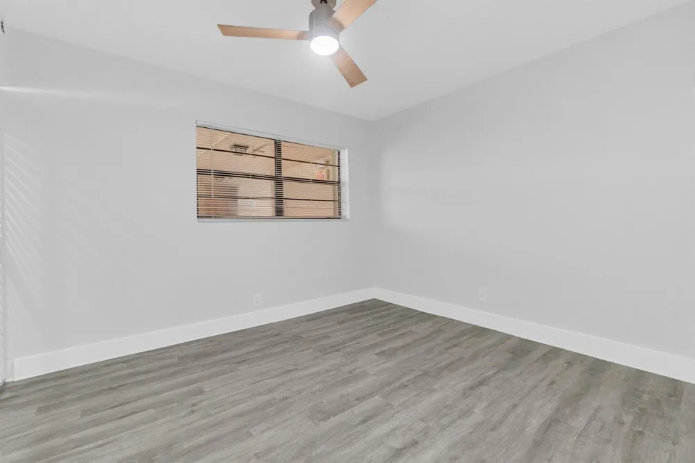 200 Jacaranda Country Club Drive #3c Plantation, FL 33324