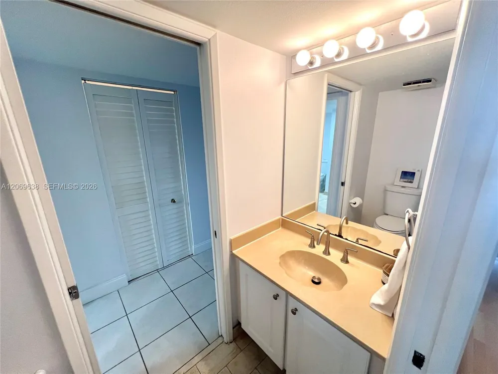 1717 Bayshore Dr #A-1450 Miami, FL 33132