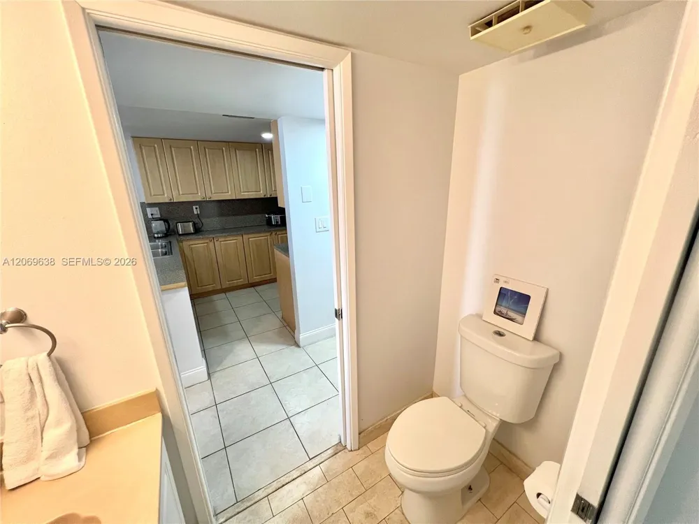 1717 Bayshore Dr #A-1450 Miami, FL 33132