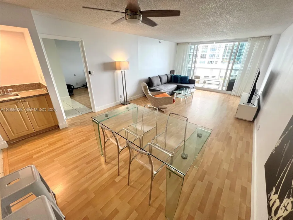 1717 Bayshore Dr #A-1450 Miami, FL 33132