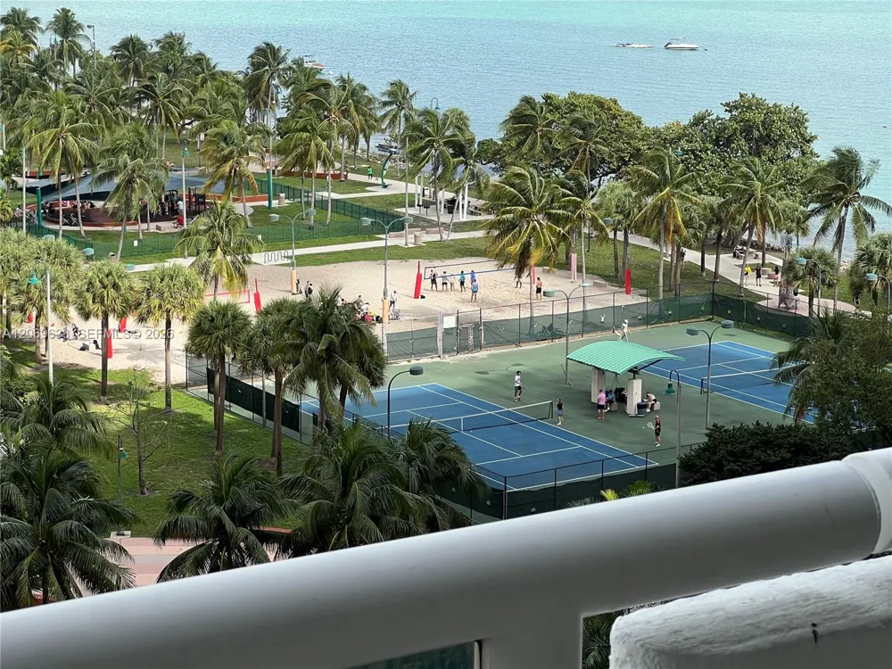 1717 Bayshore Dr #A-1450 Miami, FL 33132