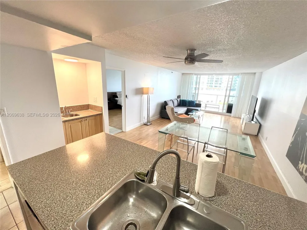 1717 Bayshore Dr #A-1450 Miami, FL 33132