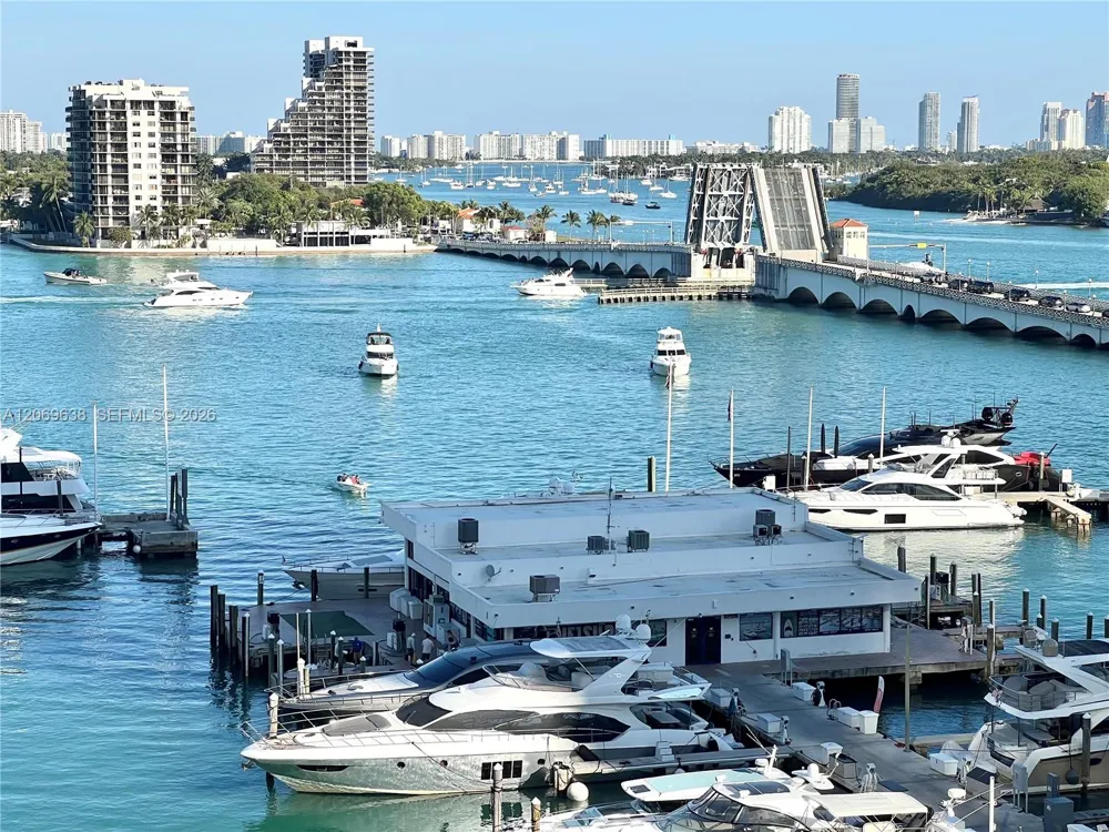 1717 Bayshore Dr #A-1450 Miami, FL 33132