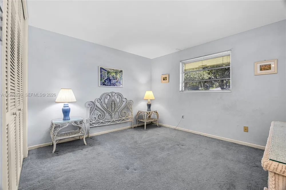 11800 SW 72nd Ave Pinecrest, FL 33156