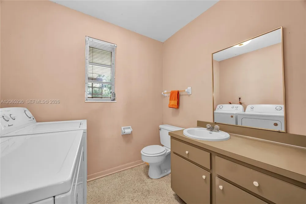 11800 SW 72nd Ave Pinecrest, FL 33156