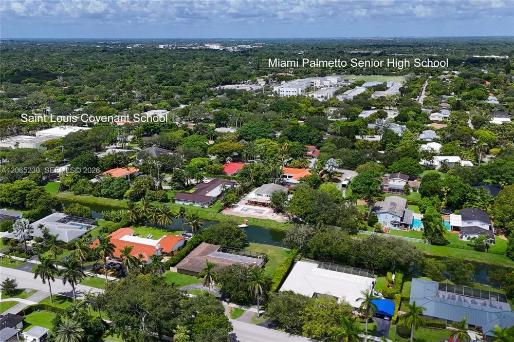 11800 SW 72nd Ave Pinecrest, FL 33156