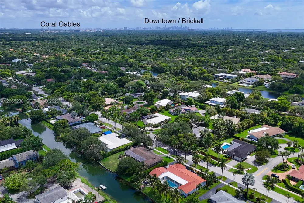 11800 SW 72nd Ave Pinecrest, FL 33156