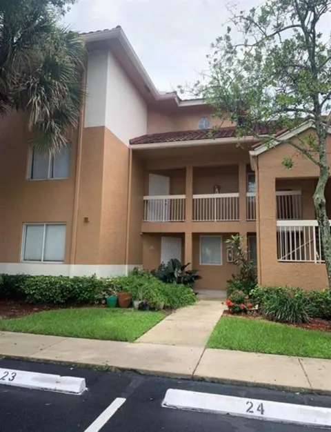 832 NW 92ND AVENUE