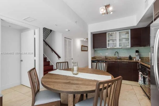 41 SE 5th St #308 Miami, FL 33131