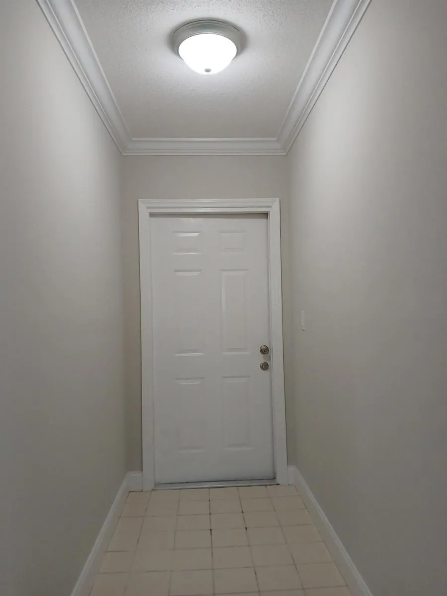 1480 E SAMPLE ROAD #307 Pompano Beach, FL 33064