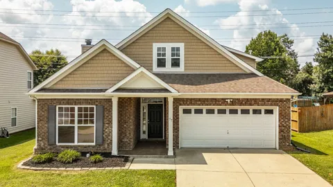 77 Villa Way
