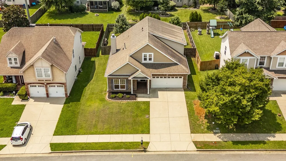 77 Villa Way Hendersonville, TN 37075