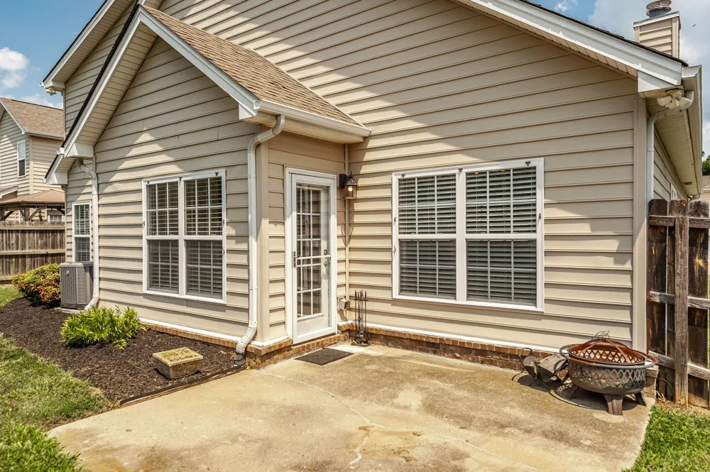 77 Villa Way Hendersonville, TN 37075