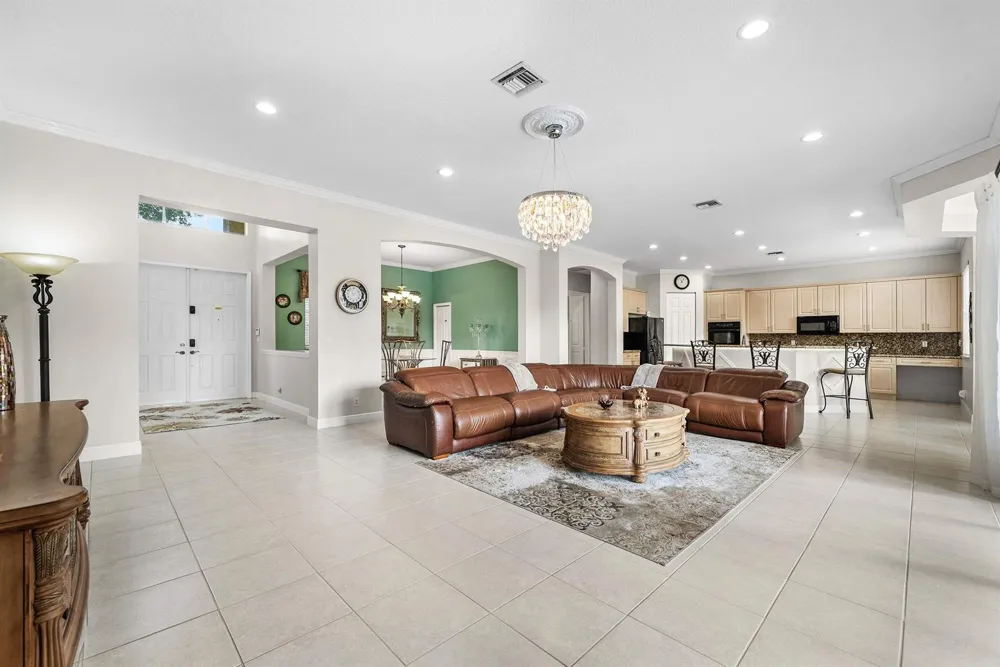 7346 Denicola Lane Lake Worth, FL 33467