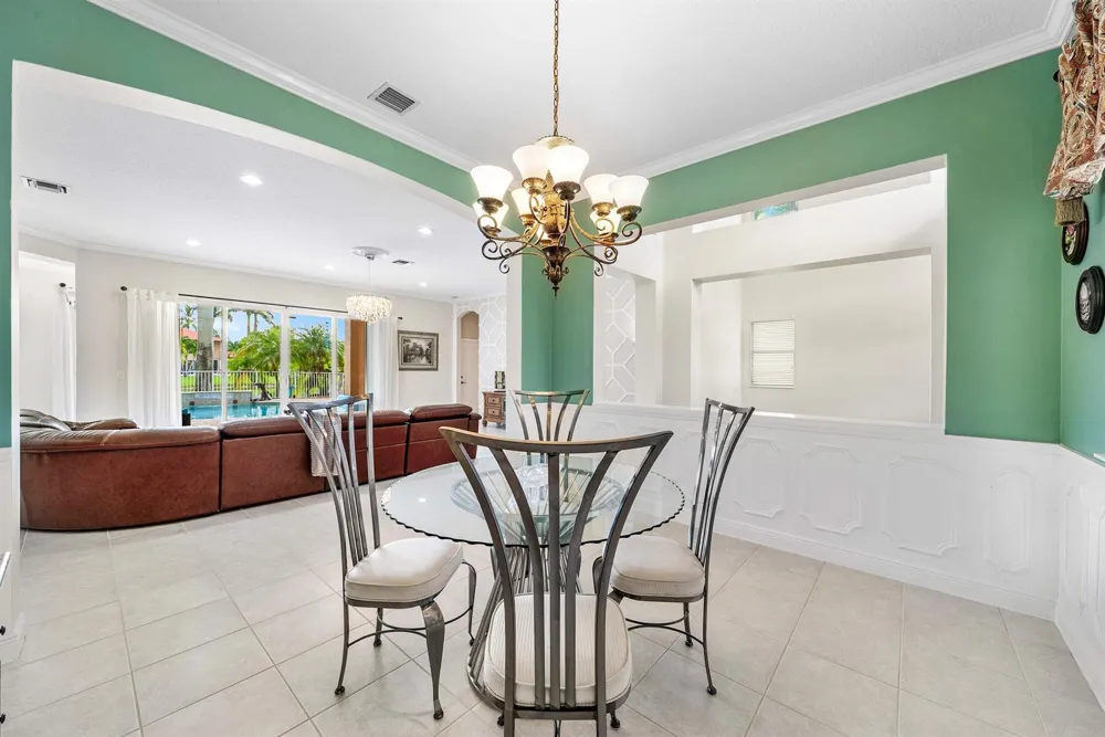 7346 Denicola Lane Lake Worth, FL 33467
