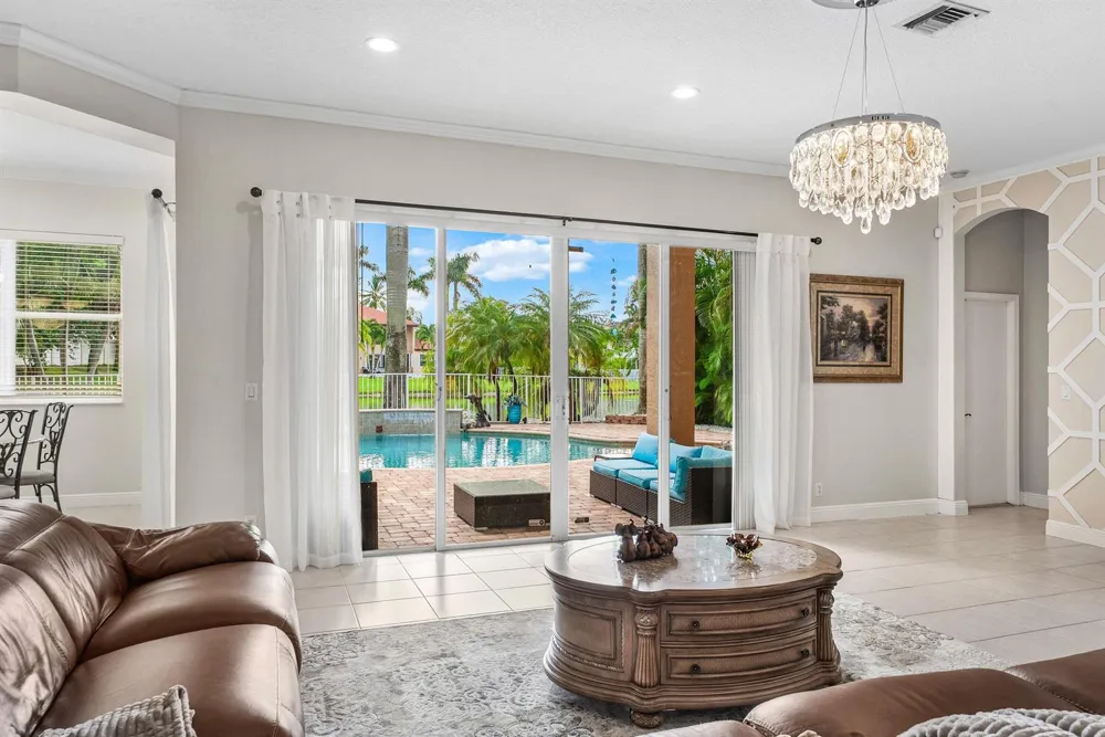 7346 Denicola Lane Lake Worth, FL 33467
