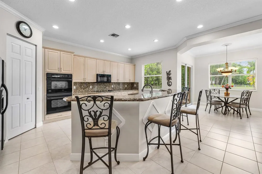 7346 Denicola Lane Lake Worth, FL 33467