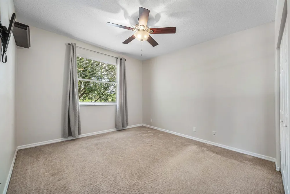 7346 Denicola Lane Lake Worth, FL 33467
