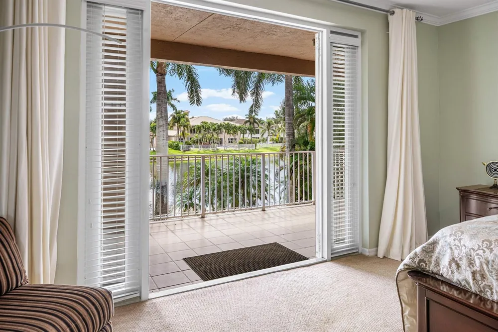 7346 Denicola Lane Lake Worth, FL 33467